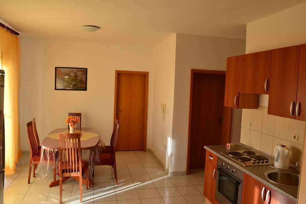 Apartments Marina Srima Extérieur photo